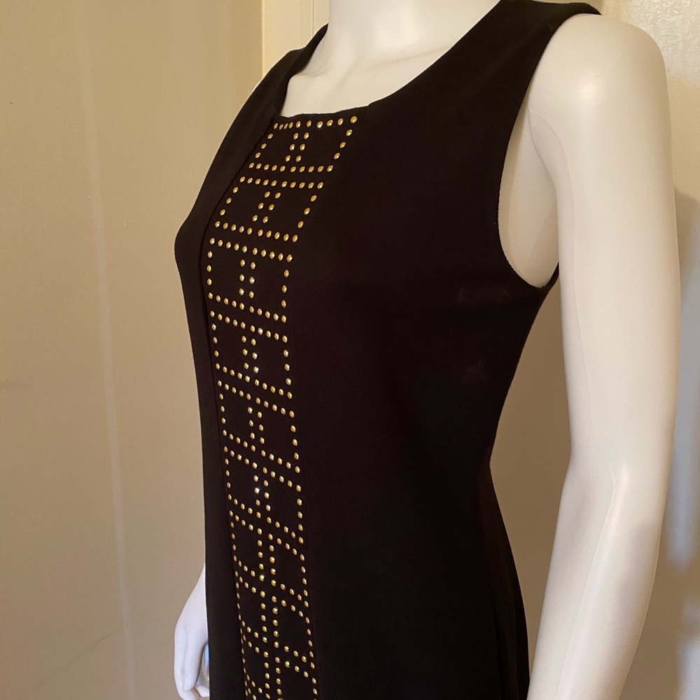 PREMISE DRESSES - Picture 3 of 8